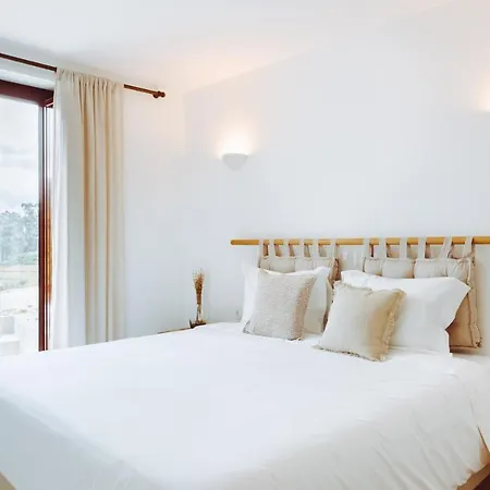 Oliveiras Village — Alojamento de Turismo Rural *