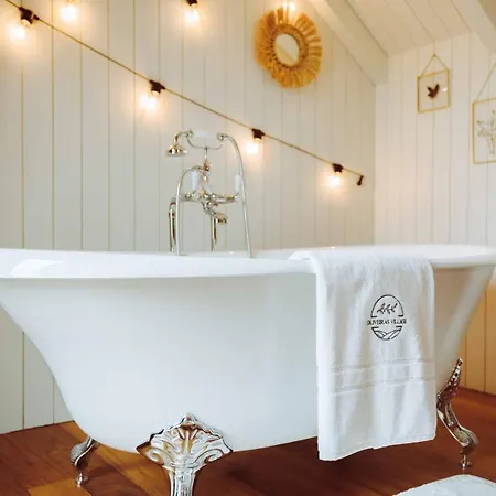 Oliveiras Village — Farm stay *