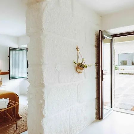 Farm stay Oliveiras Village — Amarante