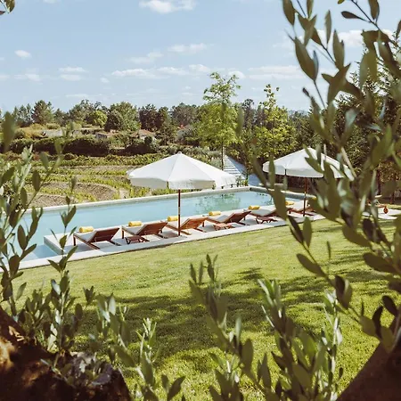 Oliveiras Village — 农家乐 *
