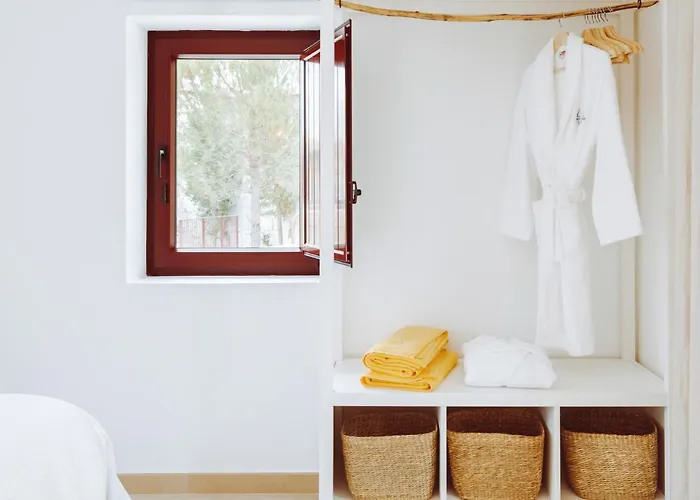 Oliveiras Village — Alloggio per agriturismo *