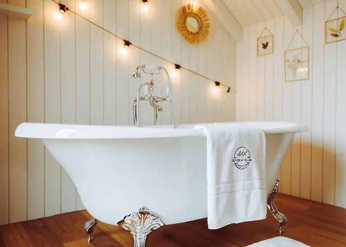 Oliveiras Village — Alloggio per agriturismo *